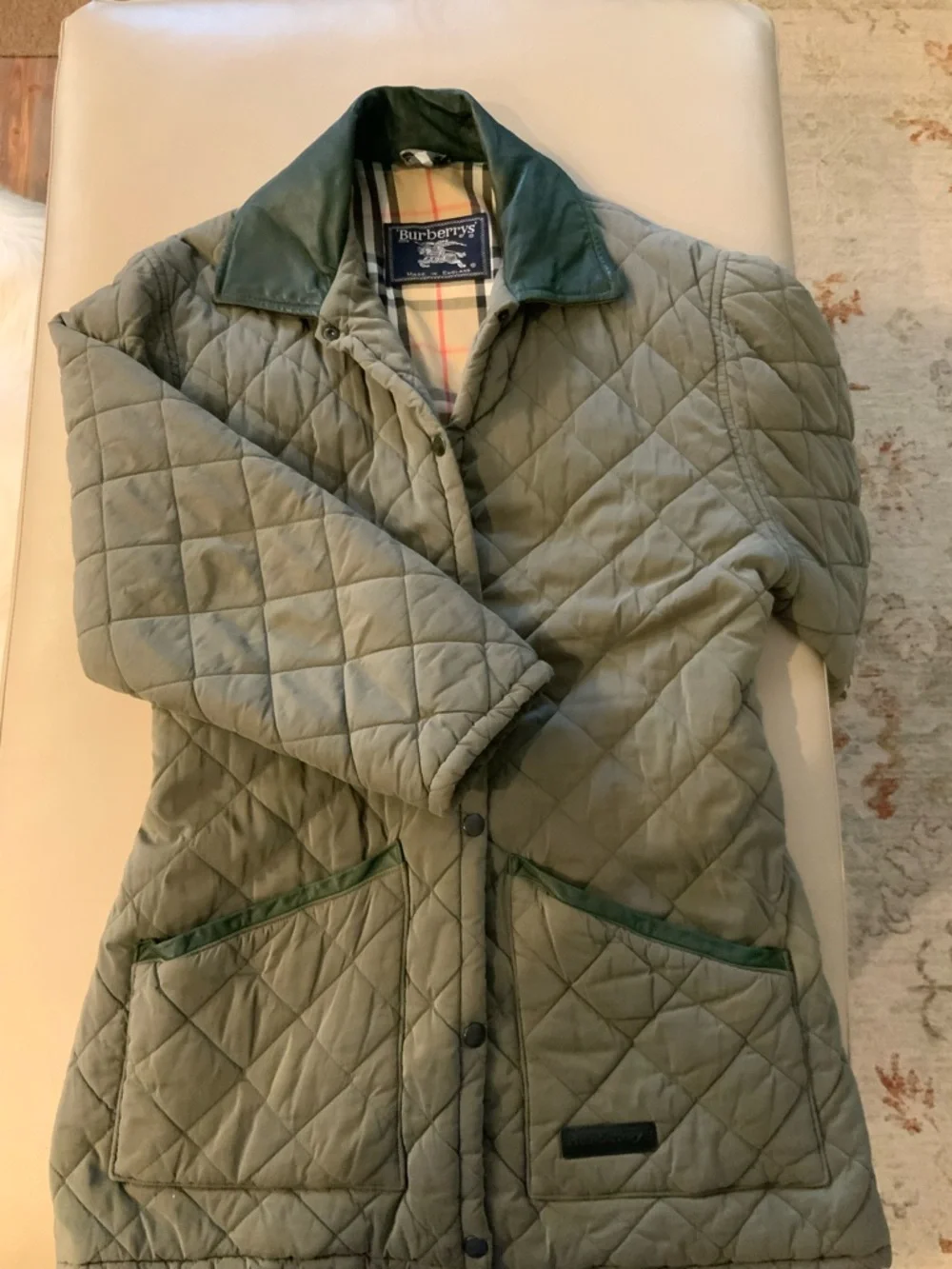 Vintage Burberry Quilted Sage Puffer Nova Check Jacket with Dark Green Collar - Picture 1 of 7